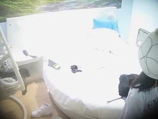 Amateur couple hidden cam